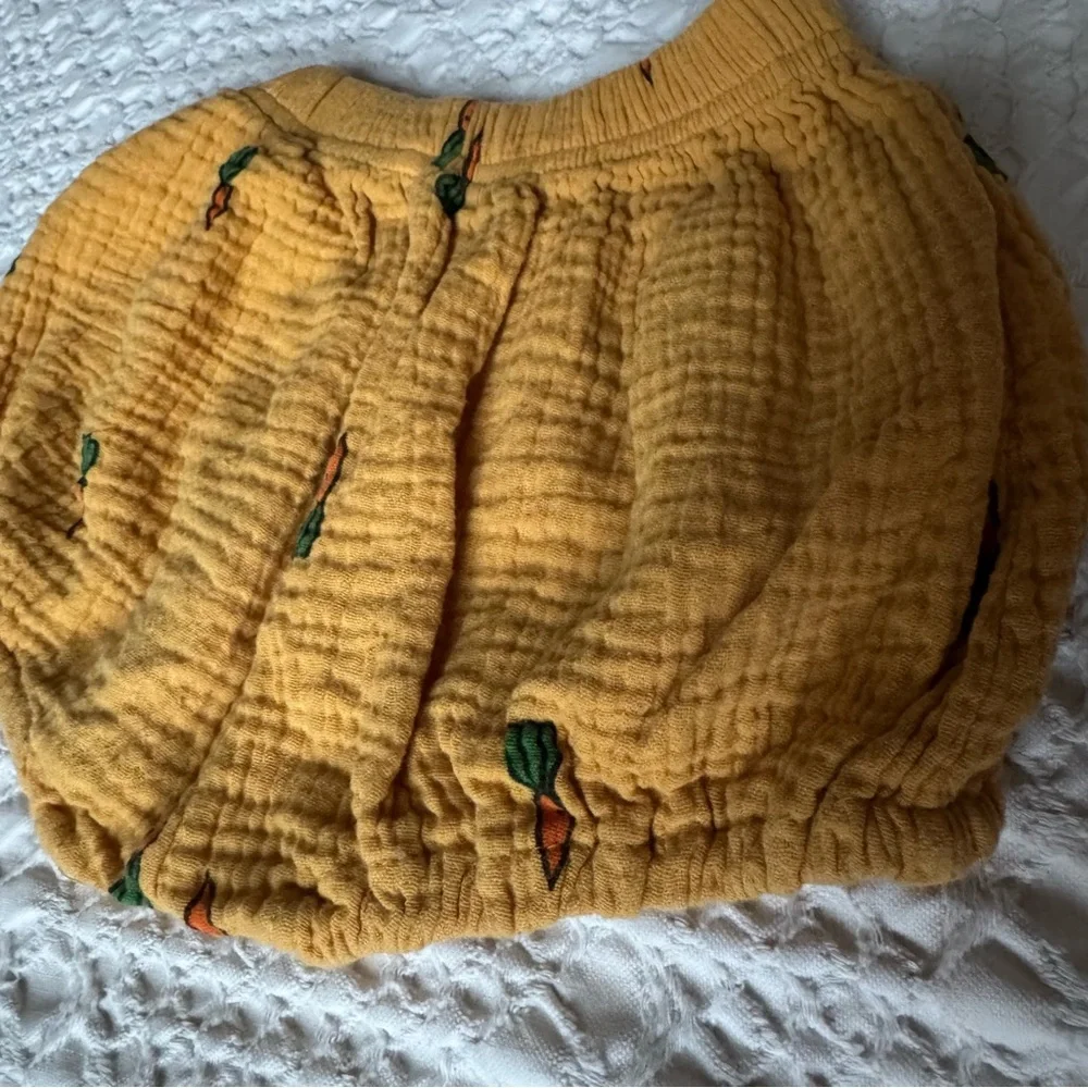 Textured Baby Bloomers for Spring/Summer - Picture 2 of 3